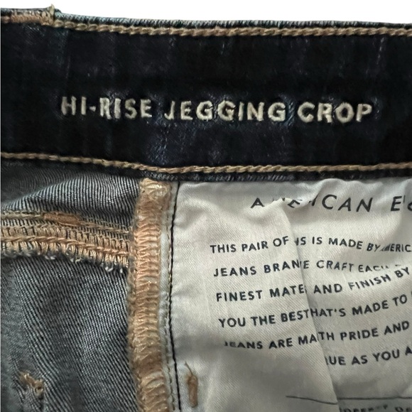 NWOT American Eagle Dark Wash Distressed Hem High Rise Jegging - Picture 6 of 7